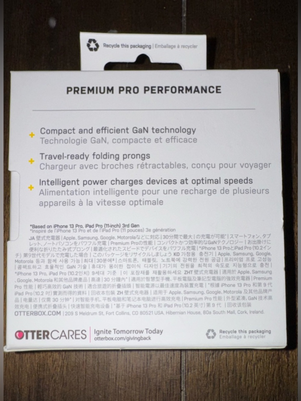 OtterBox Premium Pro Performance 30W Charger - White - Picture 3 of 4